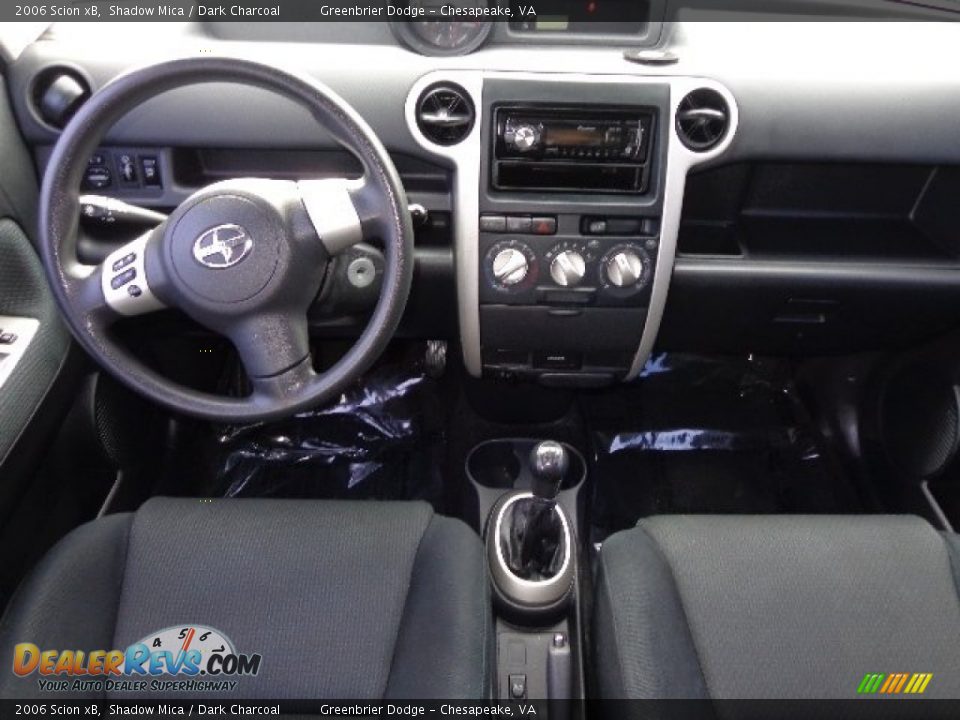 Dashboard of 2006 Scion xB  Photo #16