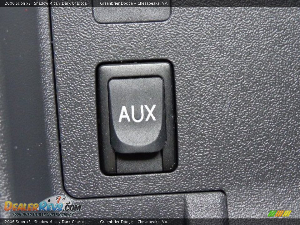 Controls of 2006 Scion xB  Photo #20