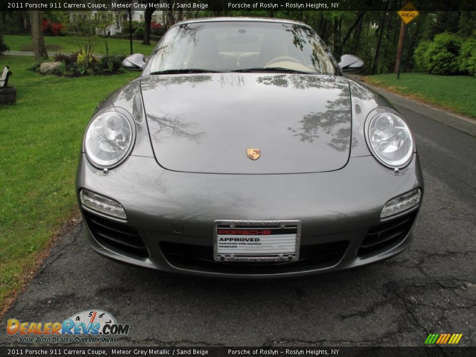2011 Porsche 911 Carrera Coupe Meteor Grey Metallic / Sand Beige Photo #2