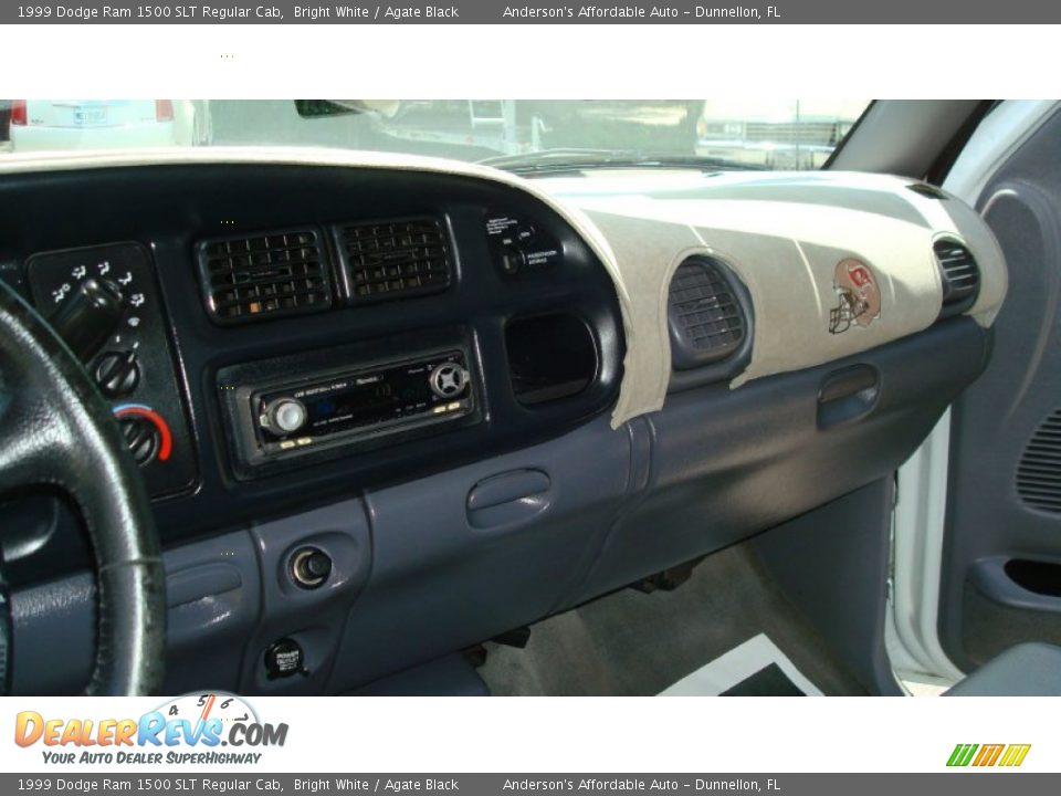 1999 Dodge Ram 1500 SLT Regular Cab Bright White / Agate Black Photo #12