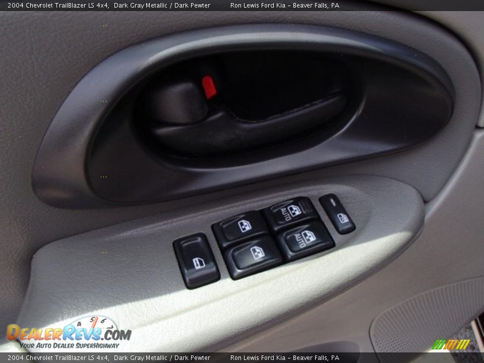 2004 Chevrolet TrailBlazer LS 4x4 Dark Gray Metallic / Dark Pewter Photo #15