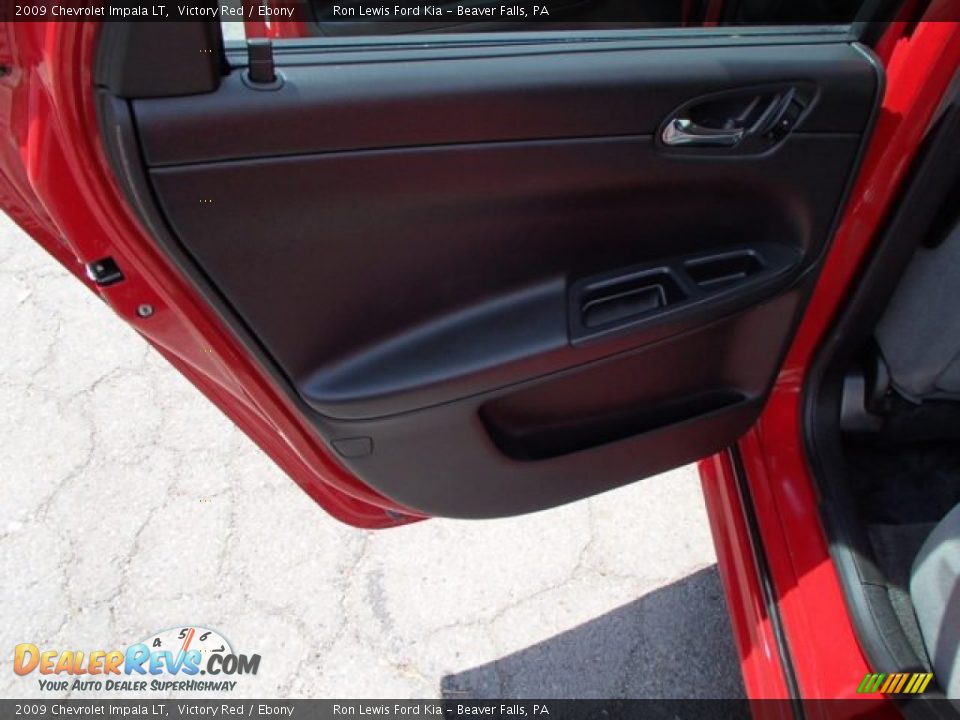 2009 Chevrolet Impala LT Victory Red / Ebony Photo #14