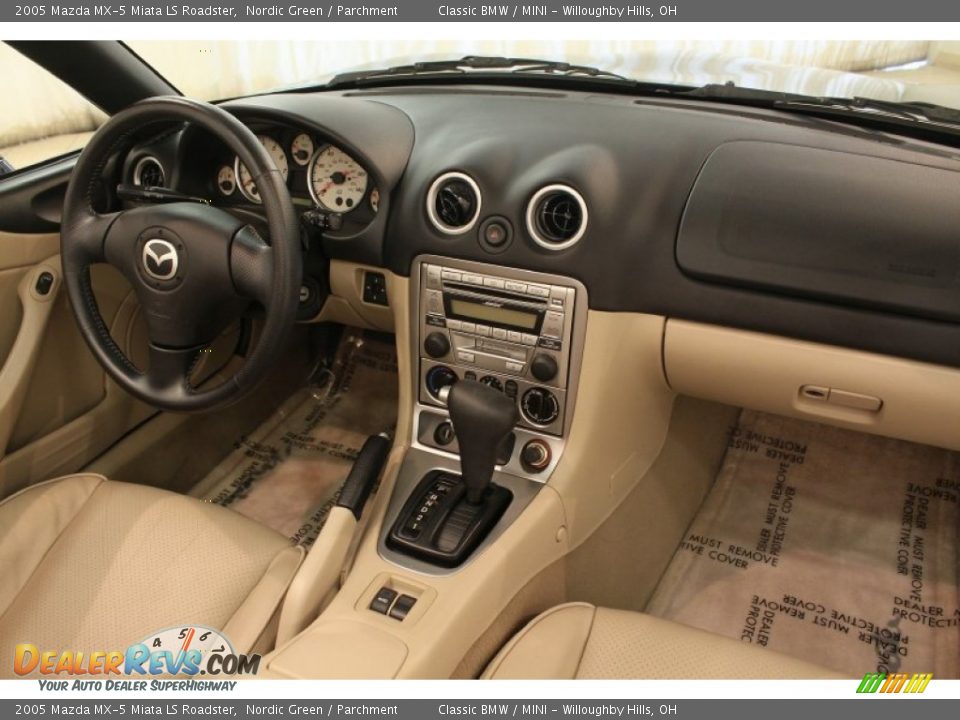 Dashboard of 2005 Mazda MX-5 Miata LS Roadster Photo #23