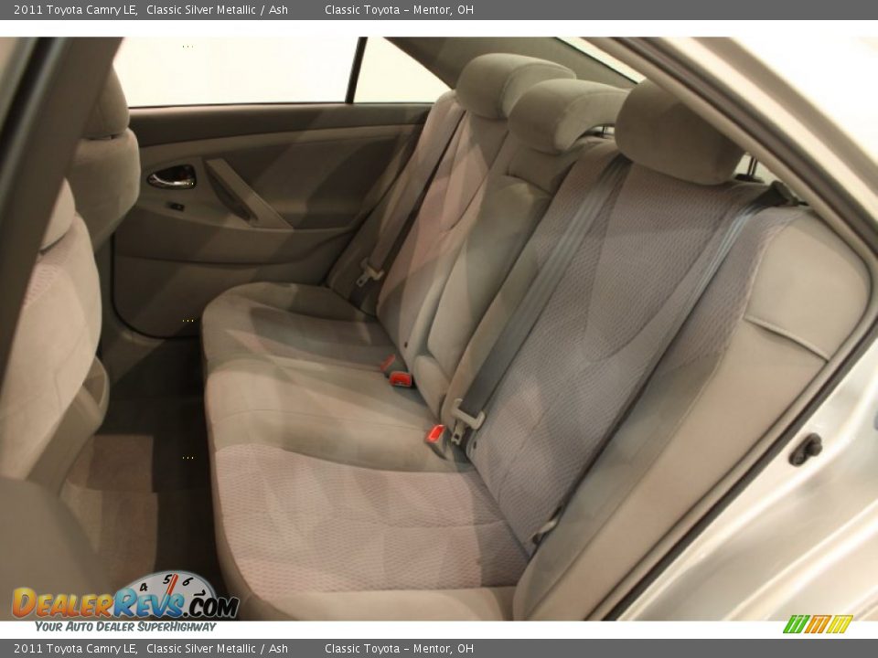 2011 Toyota Camry LE Classic Silver Metallic / Ash Photo #14