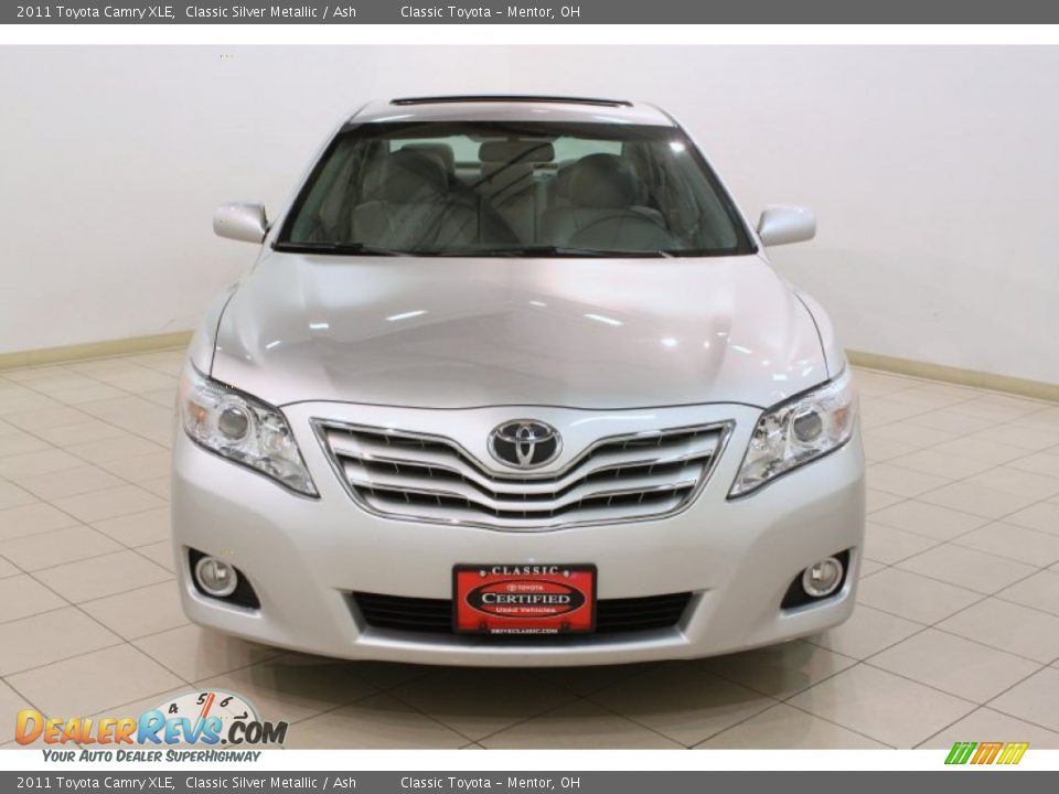 2011 Toyota Camry XLE Classic Silver Metallic / Ash Photo #2