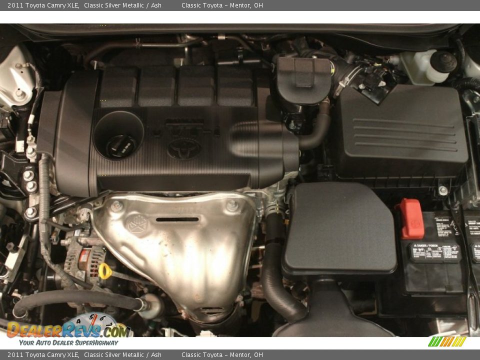 2011 Toyota Camry XLE Classic Silver Metallic / Ash Photo #19