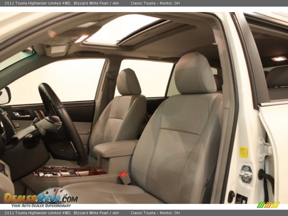 2011 Toyota Highlander Limited 4WD Blizzard White Pearl / Ash Photo #9