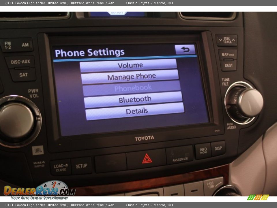 2011 Toyota Highlander Limited 4WD Blizzard White Pearl / Ash Photo #26