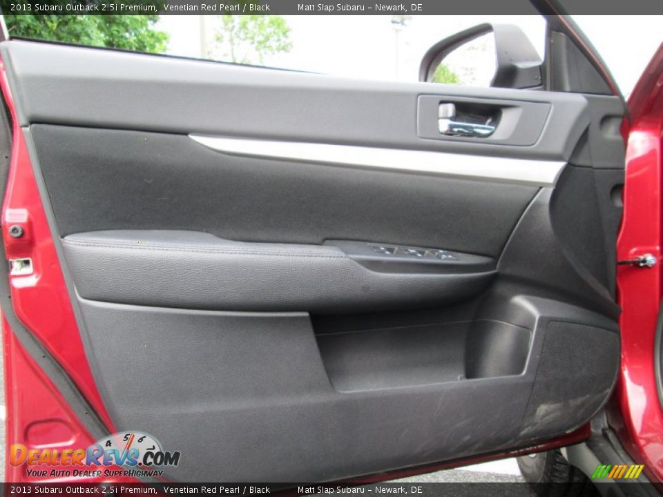 2013 Subaru Outback 2.5i Premium Venetian Red Pearl / Black Photo #12