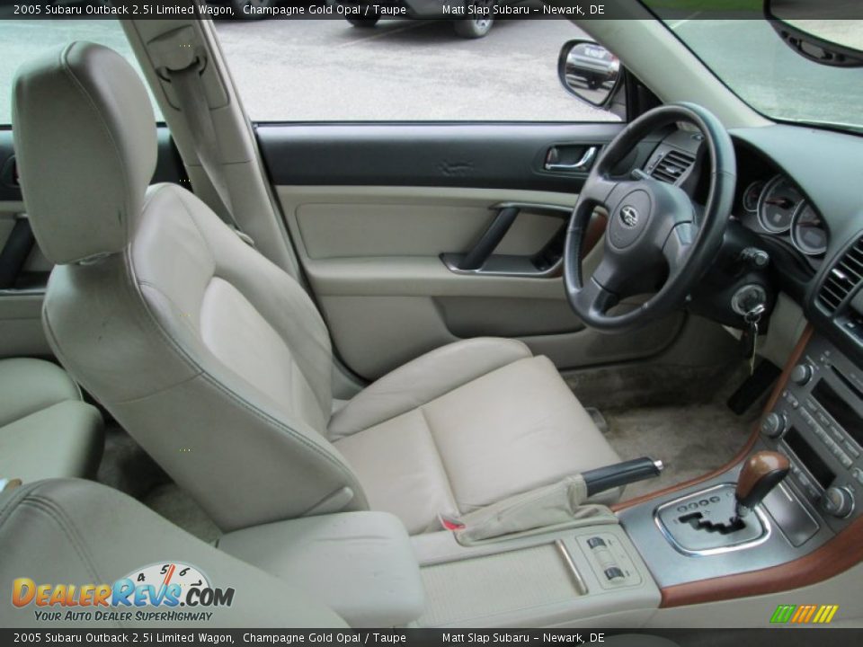 2005 Subaru Outback 2.5i Limited Wagon Champagne Gold Opal / Taupe Photo #15