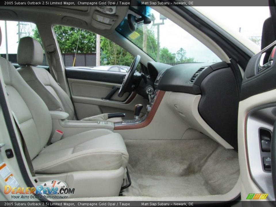 2005 Subaru Outback 2.5i Limited Wagon Champagne Gold Opal / Taupe Photo #16