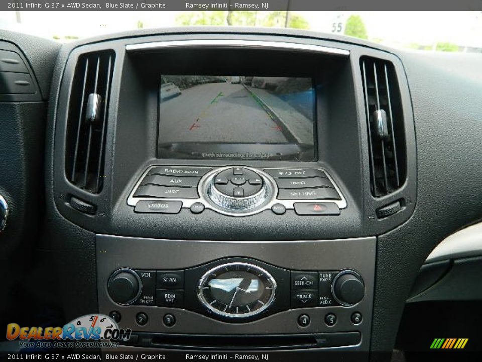 Controls of 2011 Infiniti G 37 x AWD Sedan Photo #19