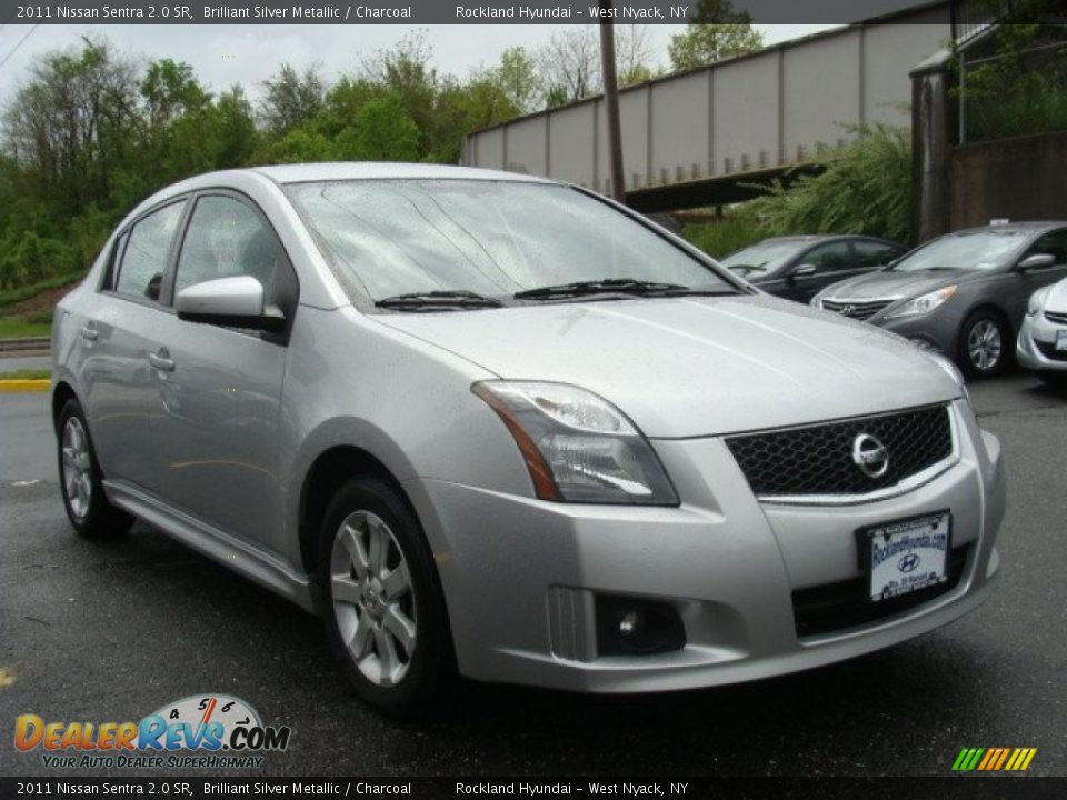 2011 Nissan Sentra 2.0 SR Brilliant Silver Metallic / Charcoal Photo #3
