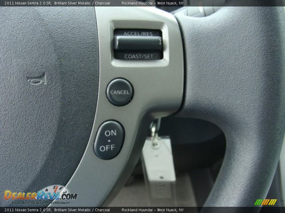 2011 Nissan Sentra 2.0 SR Brilliant Silver Metallic / Charcoal Photo #14