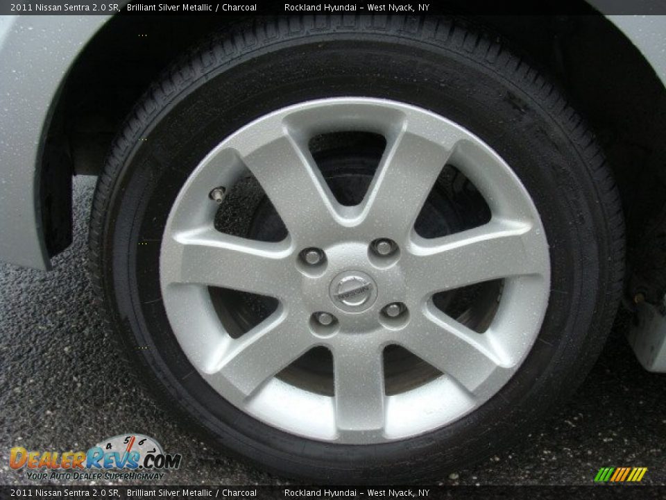 2011 Nissan Sentra 2.0 SR Brilliant Silver Metallic / Charcoal Photo #25