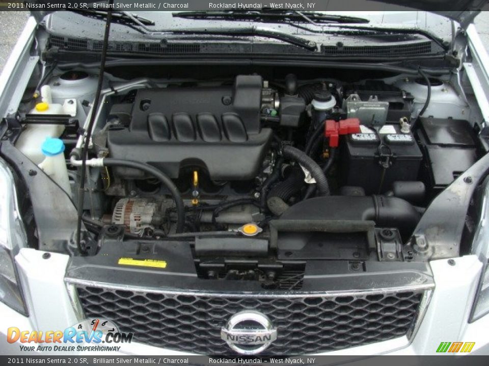 2011 Nissan Sentra 2.0 SR Brilliant Silver Metallic / Charcoal Photo #27