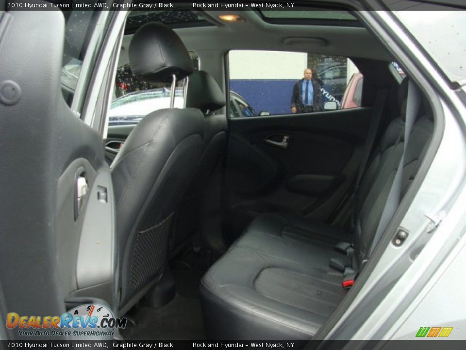 2010 Hyundai Tucson Limited AWD Graphite Gray / Black Photo #21