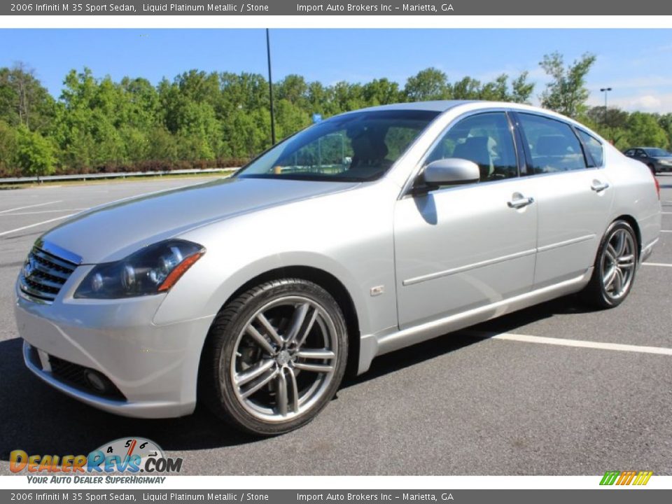 Front 3/4 View of 2006 Infiniti M 35 Sport Sedan Photo #10