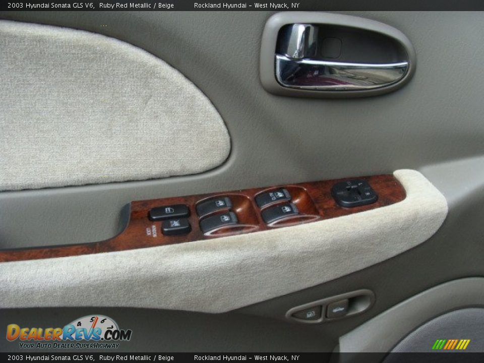 2003 Hyundai Sonata GLS V6 Ruby Red Metallic / Beige Photo #8