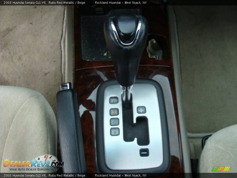 2003 Hyundai Sonata GLS V6 Ruby Red Metallic / Beige Photo #17