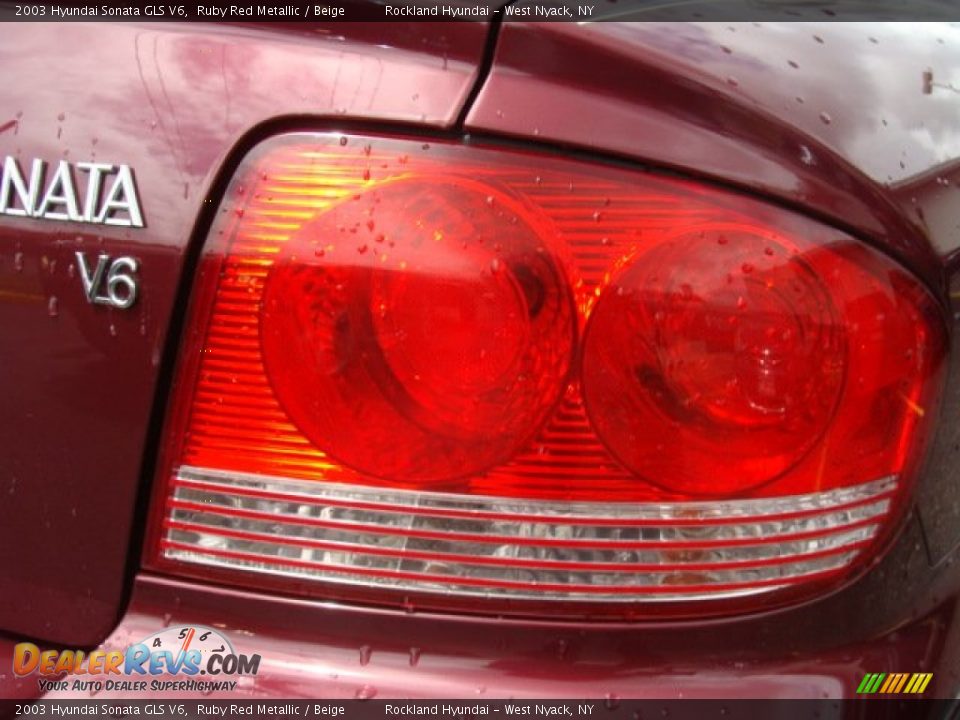2003 Hyundai Sonata GLS V6 Ruby Red Metallic / Beige Photo #20