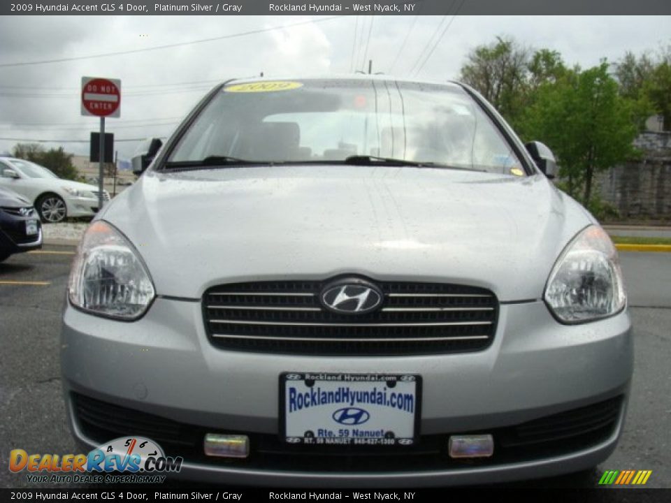 2009 Hyundai Accent GLS 4 Door Platinum Silver / Gray Photo #2