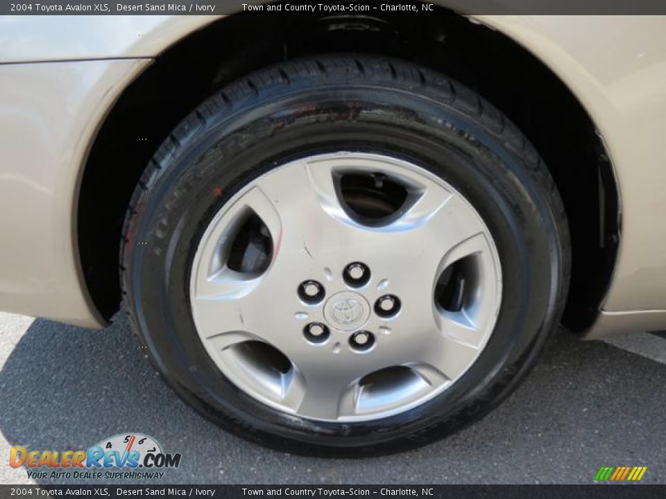 2004 Toyota Avalon XLS Wheel Photo #4
