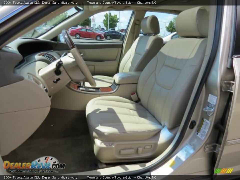 Ivory Interior - 2004 Toyota Avalon XLS Photo #9