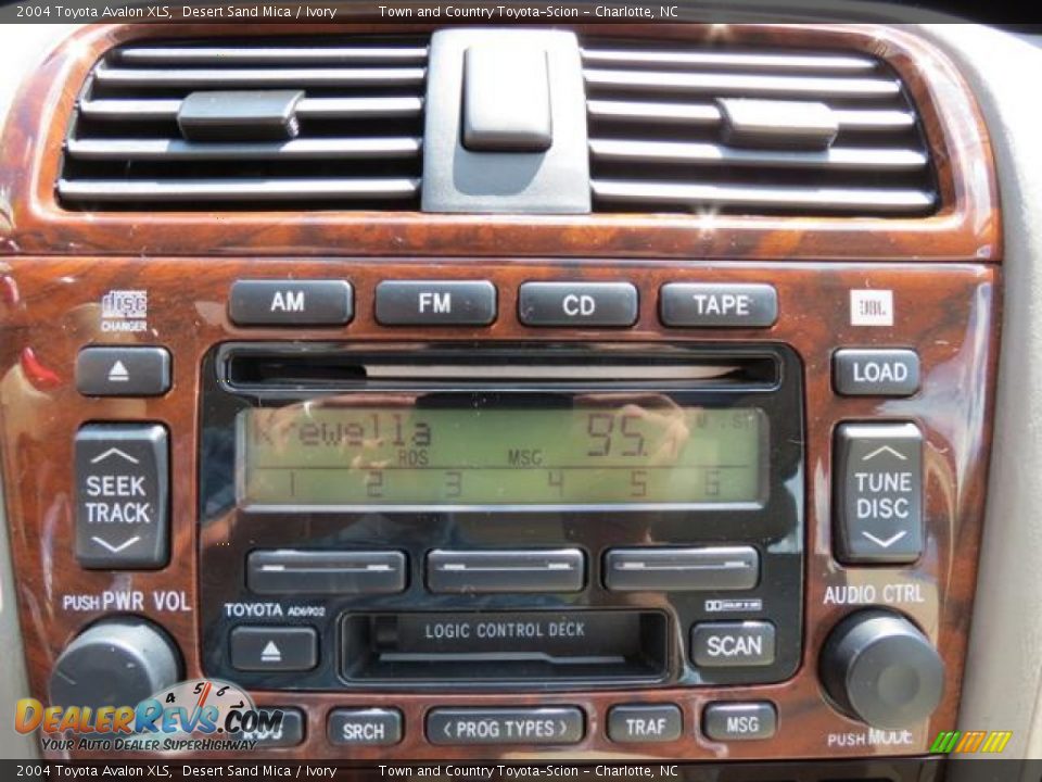 2004 Toyota Avalon XLS Desert Sand Mica / Ivory Photo #18
