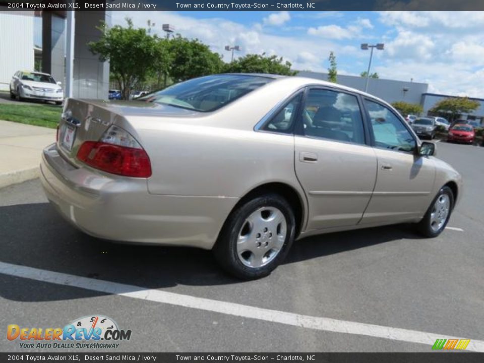2004 Toyota Avalon XLS Desert Sand Mica / Ivory Photo #34