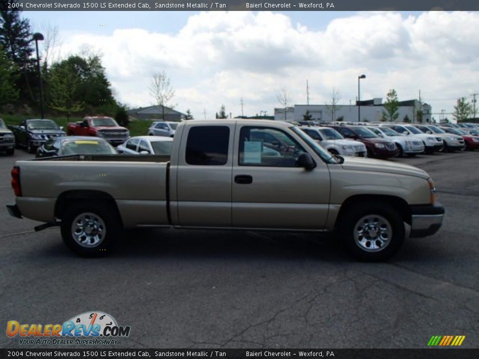 2004 Chevrolet Silverado 1500 LS Extended Cab Sandstone Metallic / Tan Photo #5