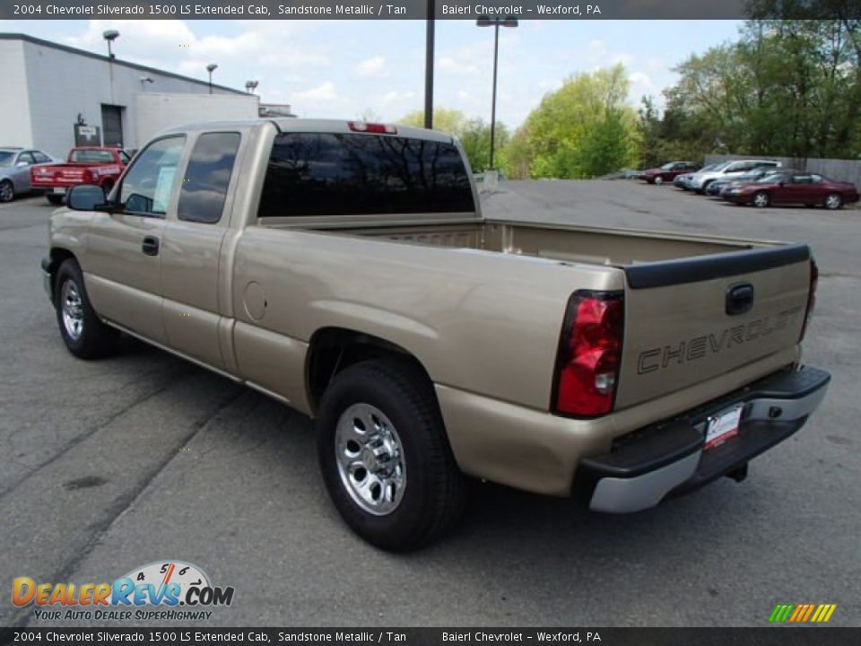 2004 Chevrolet Silverado 1500 LS Extended Cab Sandstone Metallic / Tan Photo #8