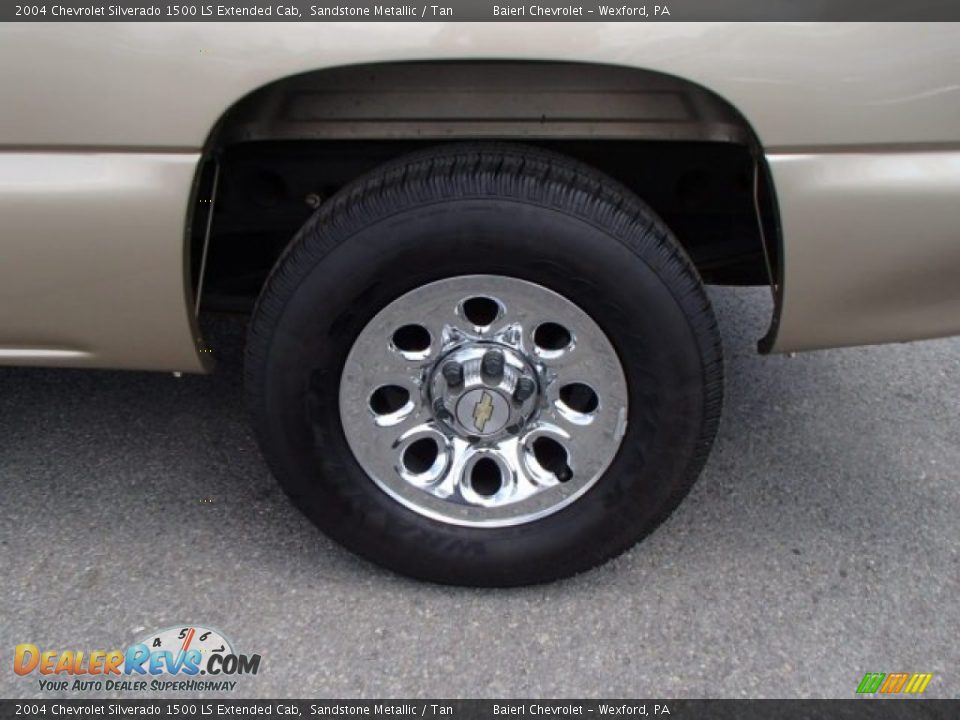 2004 Chevrolet Silverado 1500 LS Extended Cab Wheel Photo #9