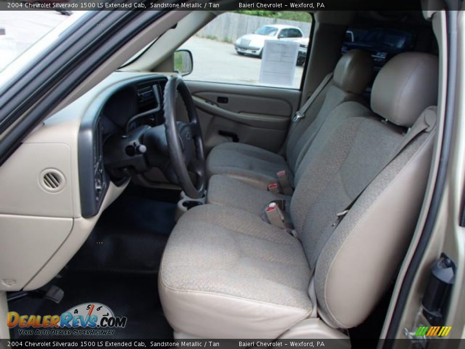 Tan Interior - 2004 Chevrolet Silverado 1500 LS Extended Cab Photo #11