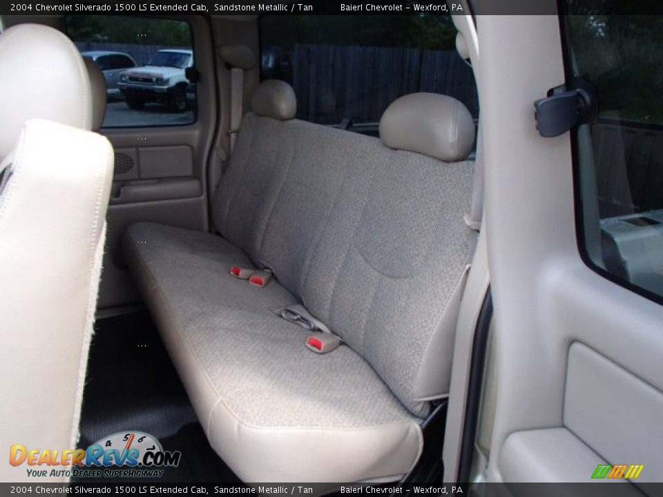 Rear Seat of 2004 Chevrolet Silverado 1500 LS Extended Cab Photo #14