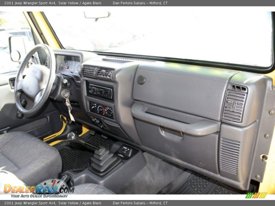 2001 Jeep Wrangler Sport 4x4 Solar Yellow / Agate Black Photo #9