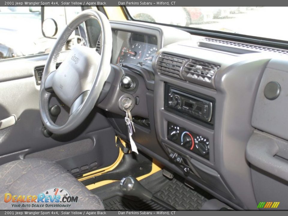 2001 Jeep Wrangler Sport 4x4 Solar Yellow / Agate Black Photo #12