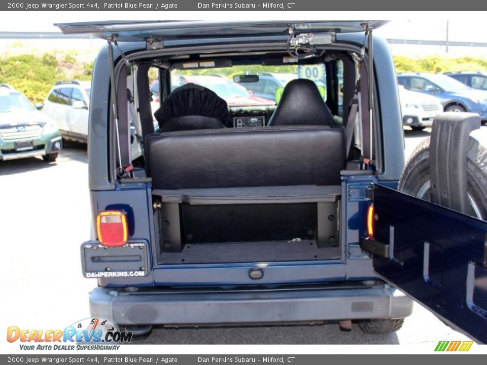 2000 Jeep Wrangler Sport 4x4 Patriot Blue Pearl / Agate Photo #8
