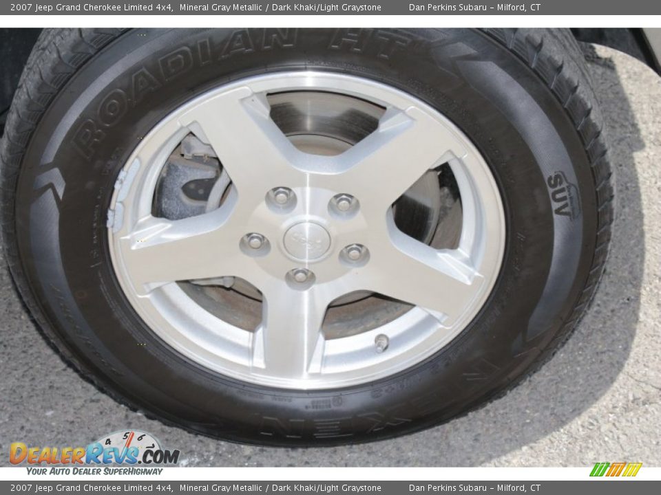 2007 Jeep Grand Cherokee Limited 4x4 Mineral Gray Metallic / Dark Khaki/Light Graystone Photo #22
