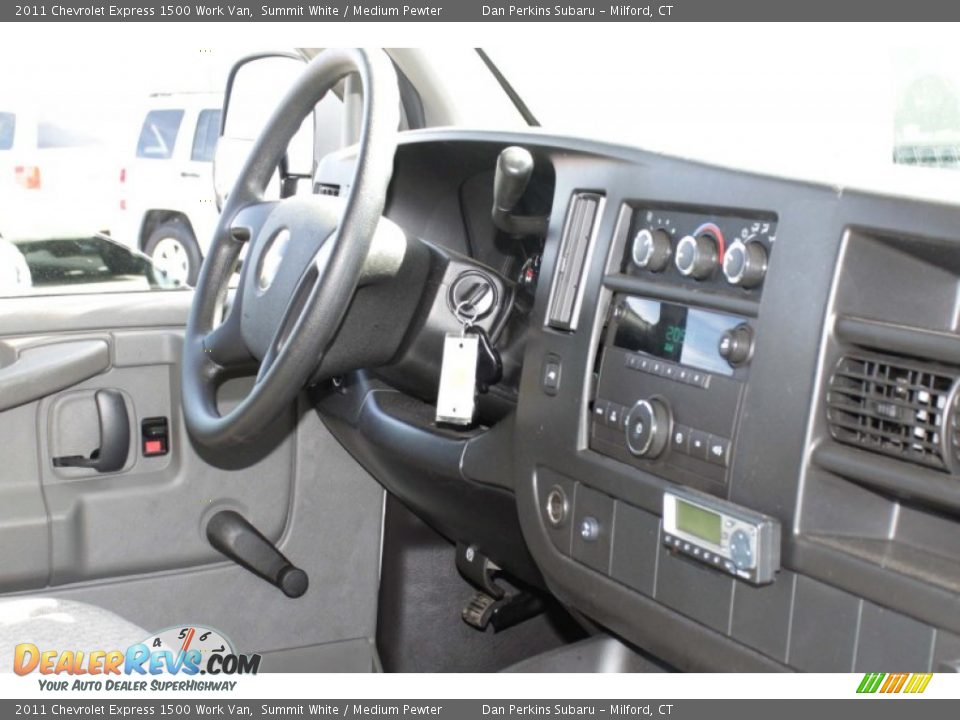 2011 Chevrolet Express 1500 Work Van Summit White / Medium Pewter Photo #13