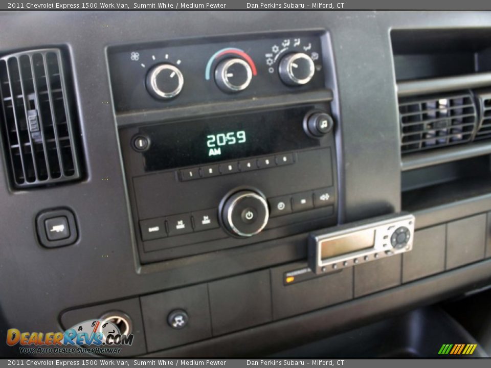 2011 Chevrolet Express 1500 Work Van Summit White / Medium Pewter Photo #14