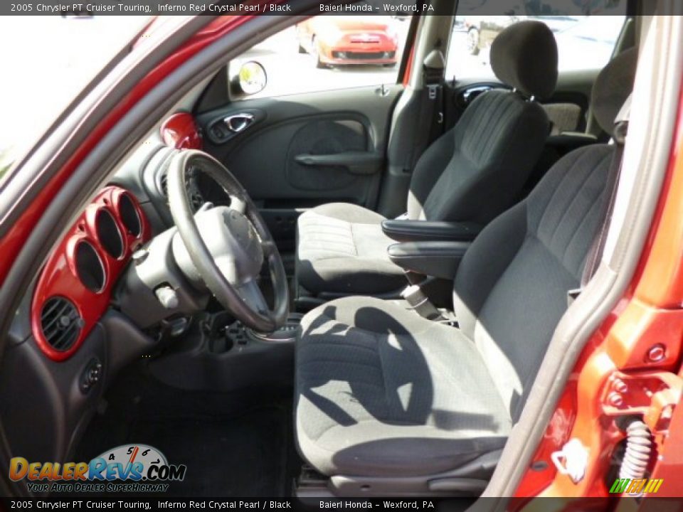Black Interior - 2005 Chrysler PT Cruiser Touring Photo #16