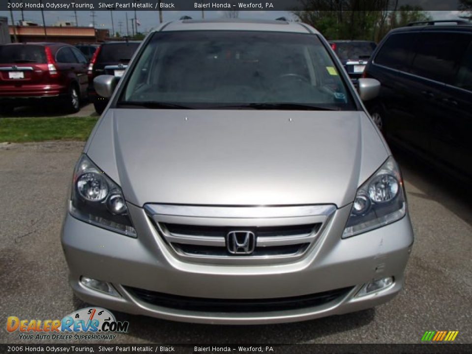 2006 Honda Odyssey Touring Silver Pearl Metallic / Black Photo #2