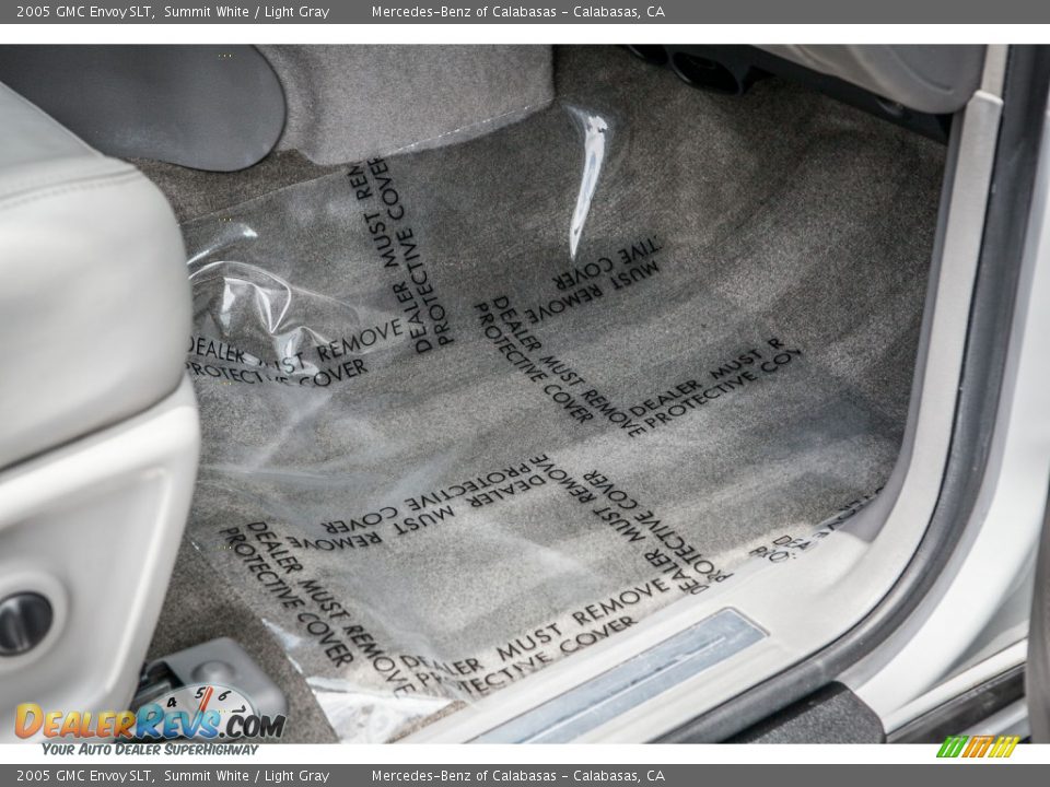 2005 GMC Envoy SLT Summit White / Light Gray Photo #23
