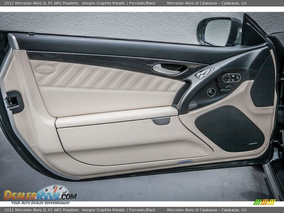 Door Panel of 2012 Mercedes-Benz SL 63 AMG Roadster Photo #19
