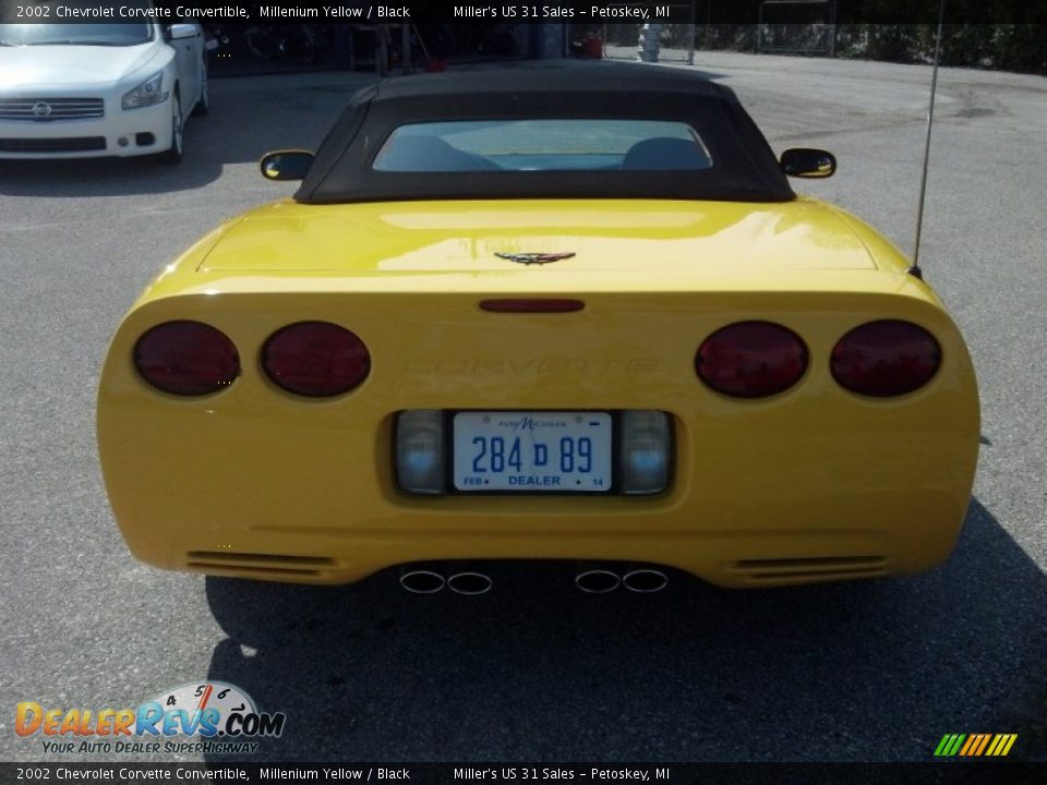 2002 Chevrolet Corvette Convertible Millenium Yellow / Black Photo #9