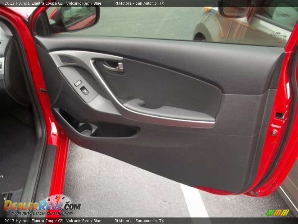 2013 Hyundai Elantra Coupe GS Volcanic Red / Blue Photo #10