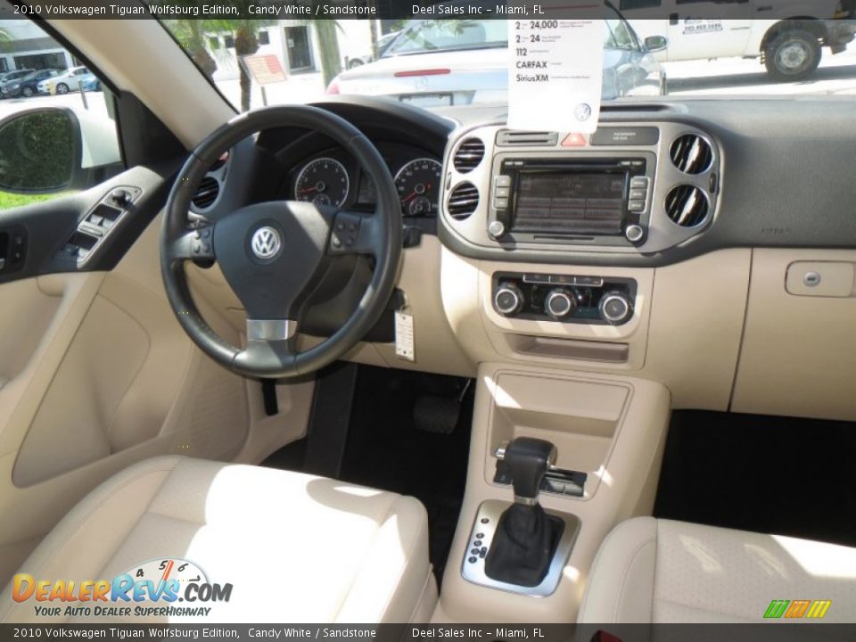2010 Volkswagen Tiguan Wolfsburg Edition Candy White / Sandstone Photo #12