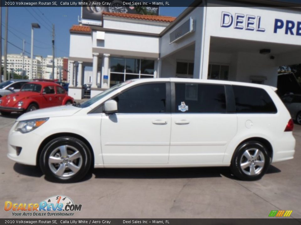 2010 Volkswagen Routan SE Calla Lilly White / Aero Gray Photo #2