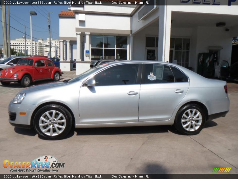 2010 Volkswagen Jetta SE Sedan Reflex Silver Metallic / Titan Black Photo #2